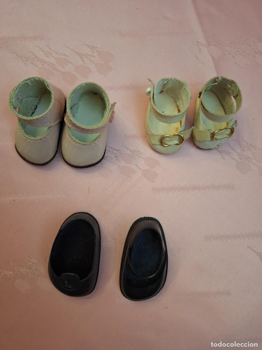 Artesan&iacute;a: 3 PARES DE ZAPATOS DE EPOCA, PARA MU&Ntilde;ECA