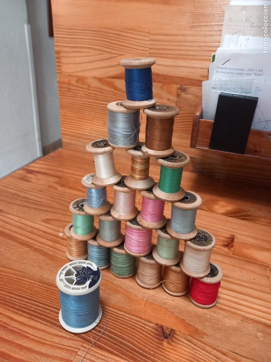 Artesan&iacute;a: Carretes de hilo en madera, 22 unidades. estanter&iacute;a-madera. Envio gratis-
