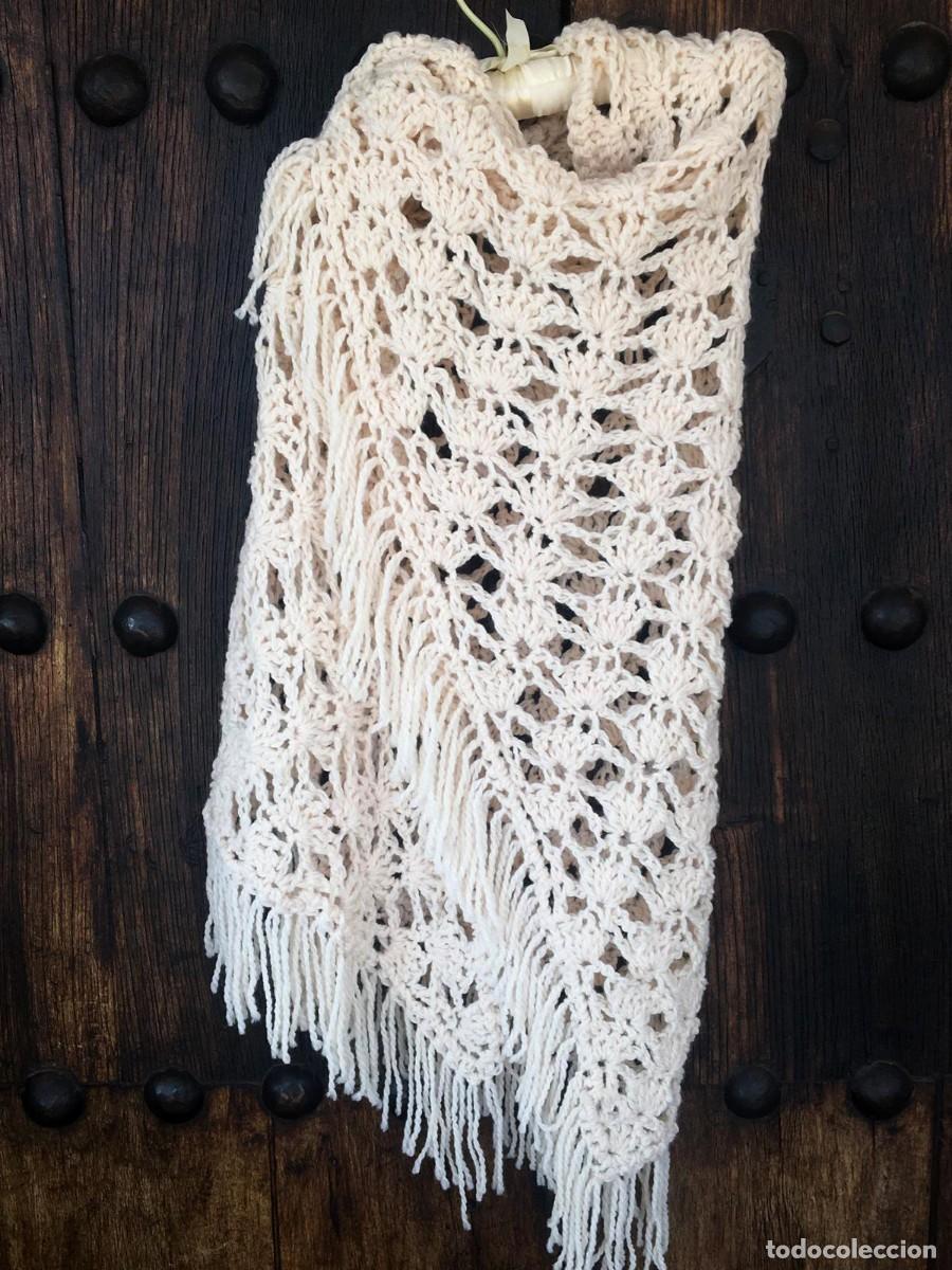 Artesan&iacute;a: Chal de crochet hecho a mano en lana