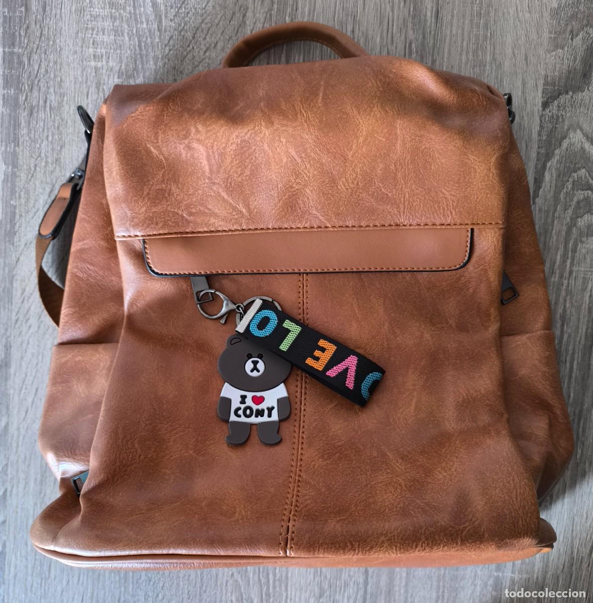 Artesan&iacute;a: ​Mochila de dise&ntilde;o antirrobo - Color marr&oacute;n efecto cuero - Nueva con accesorios