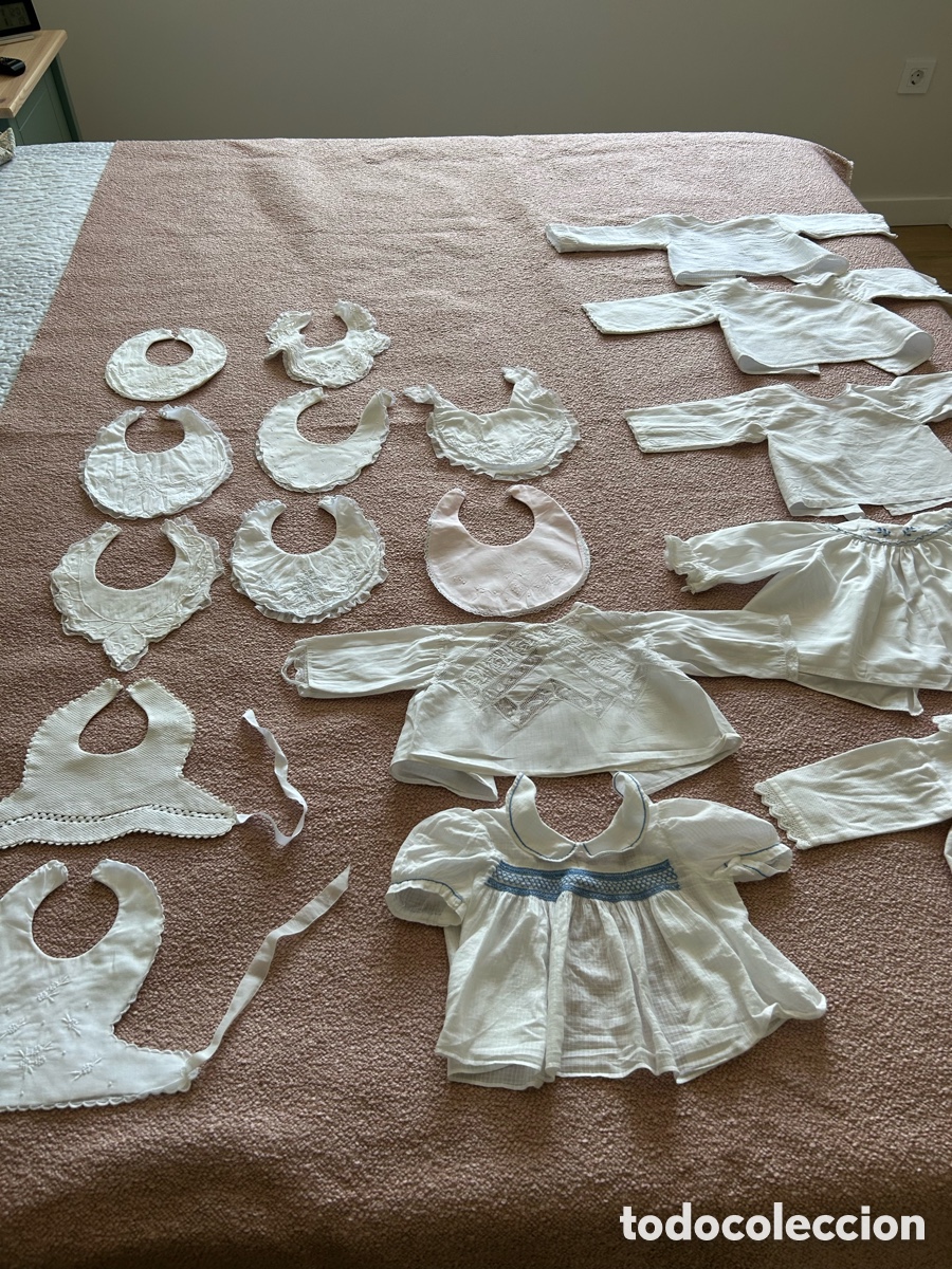 Artesan&iacute;a: Lote de ropa antigua mu&ntilde;ecos ni&ntilde;os