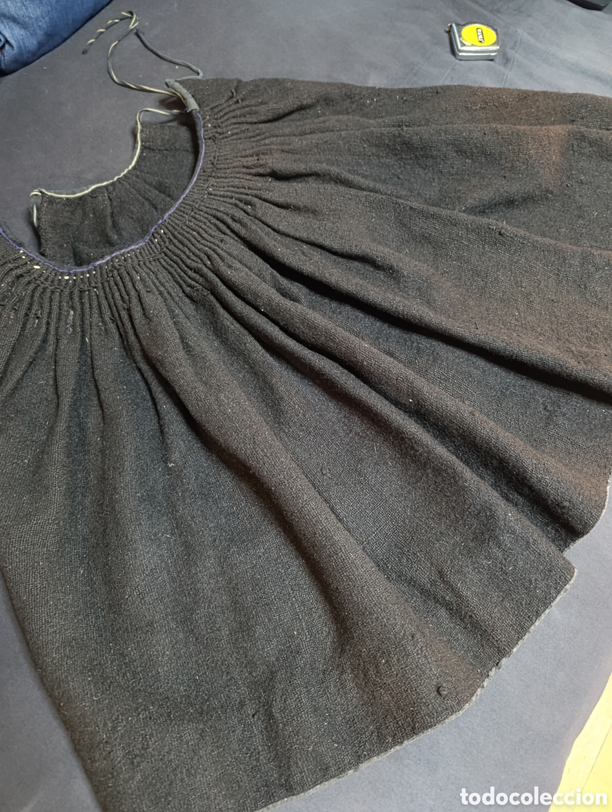 Artesan&iacute;a: Manteo Alistano de Pa&ntilde;o Negro - Saya Tradicional de Zamora Antigua