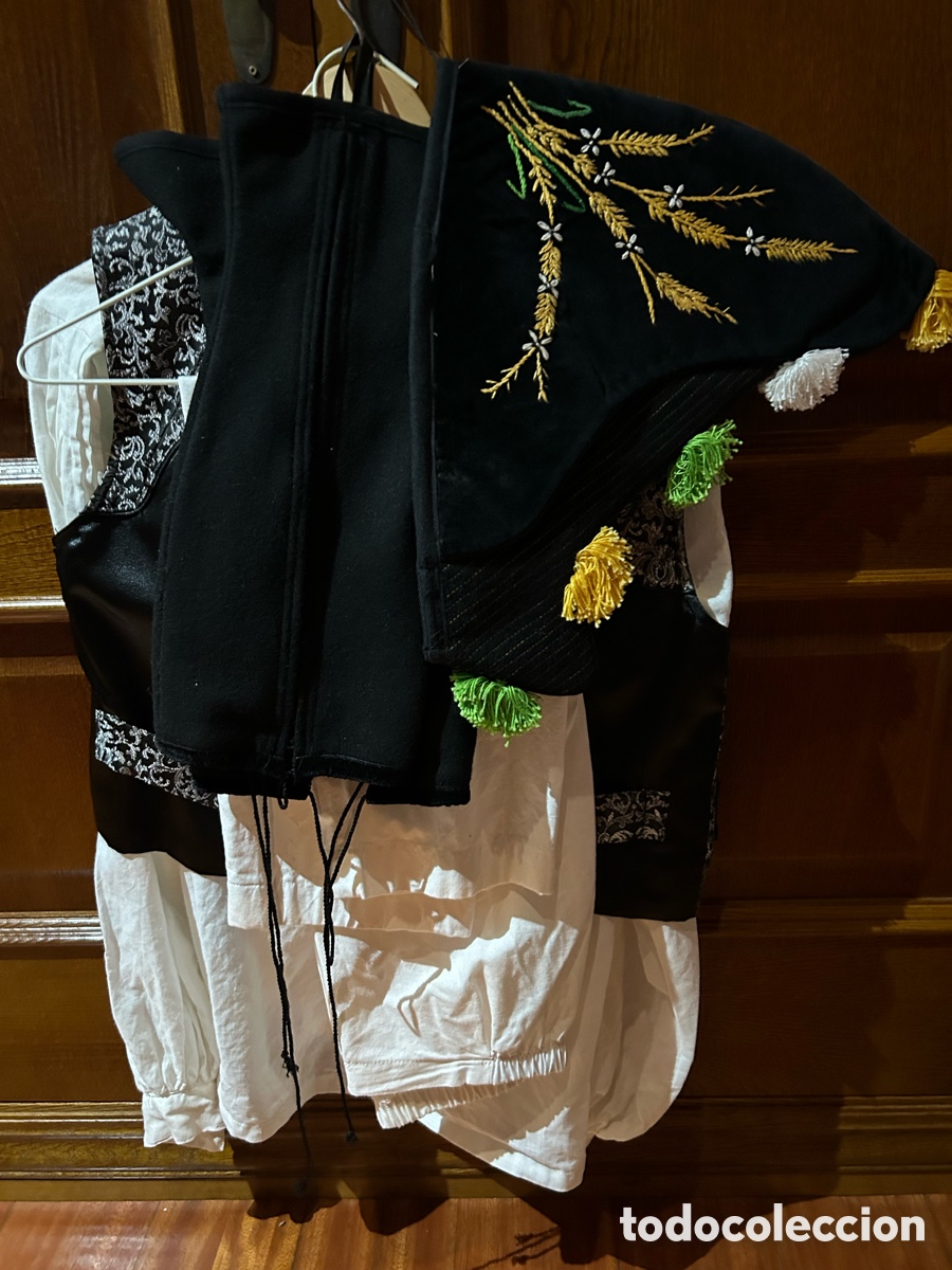 Artesan&iacute;a: Traje tradicional gallego (URGE VENTA )