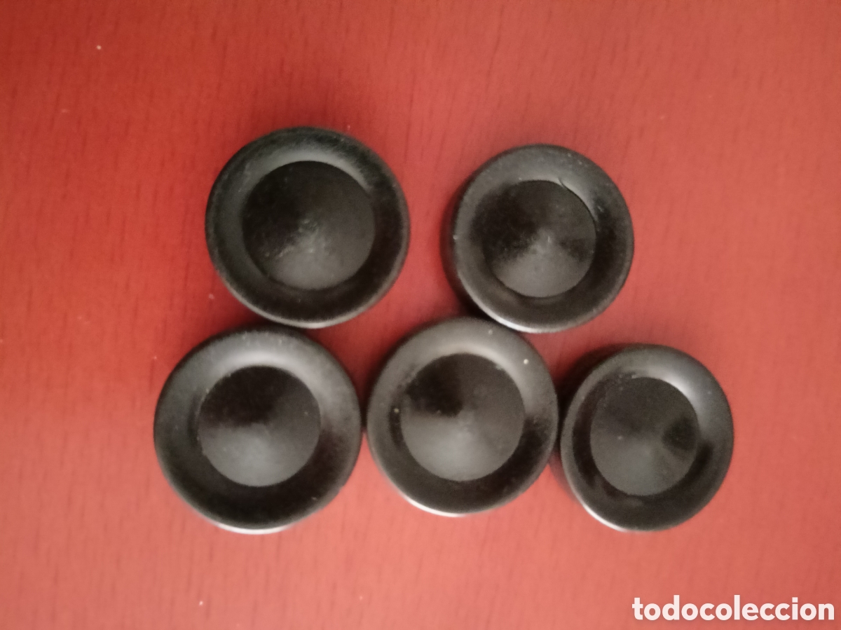 Artesan&iacute;a: 5 botones negros con pico - Foto 2
