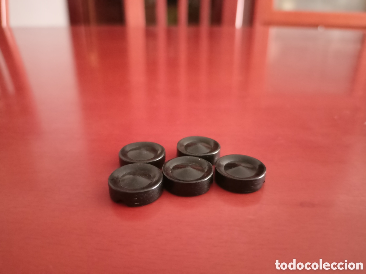Artesan&iacute;a: 5 botones negros con pico - Foto 3