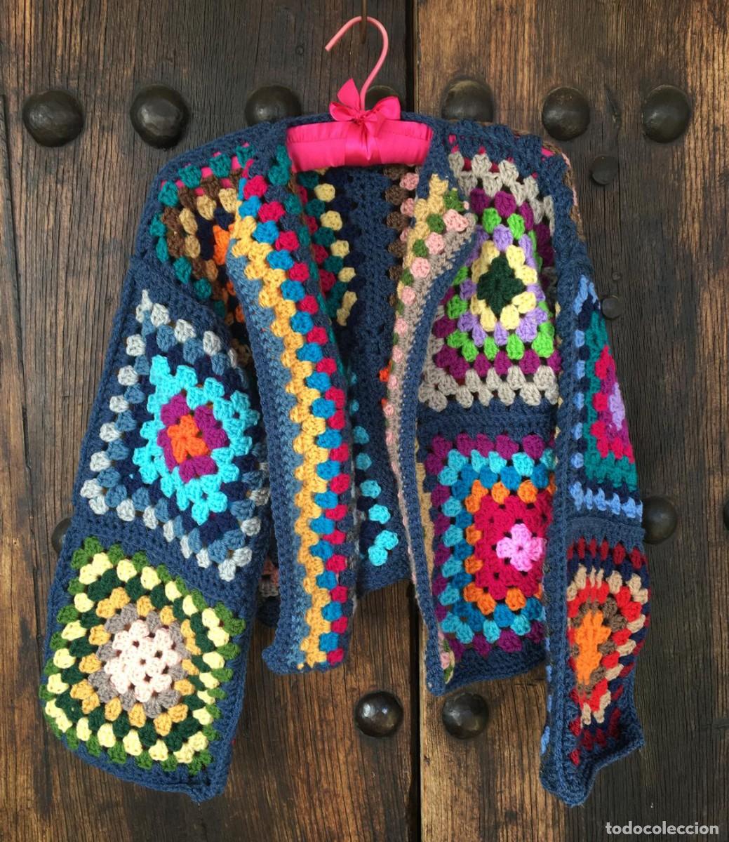 Artesan&iacute;a: C&aacute;rdigan o rebeca de crochet artesanal tipo Granny Square
