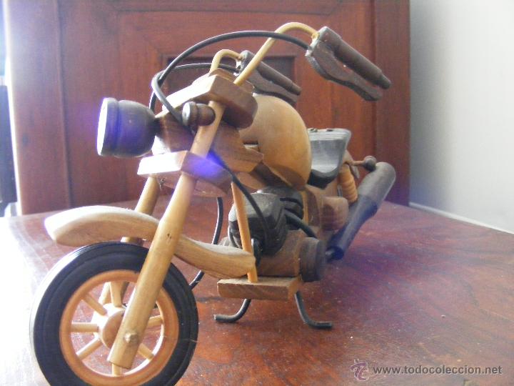 Artesan&iacute;a: Moto en madera - Foto 1