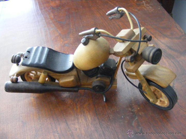 Artesan&iacute;a: Moto en madera - Foto 5