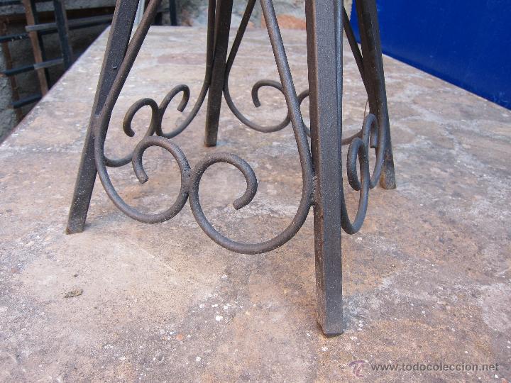 Artesan&iacute;a: MESA Y TABURETES DE FORJA - Foto 2