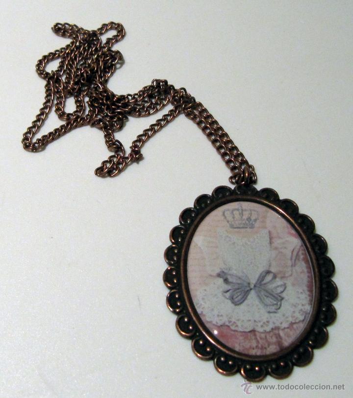 Artesan&iacute;a: COLGANTE DE CADENA Y CAMAFEO - Foto 1