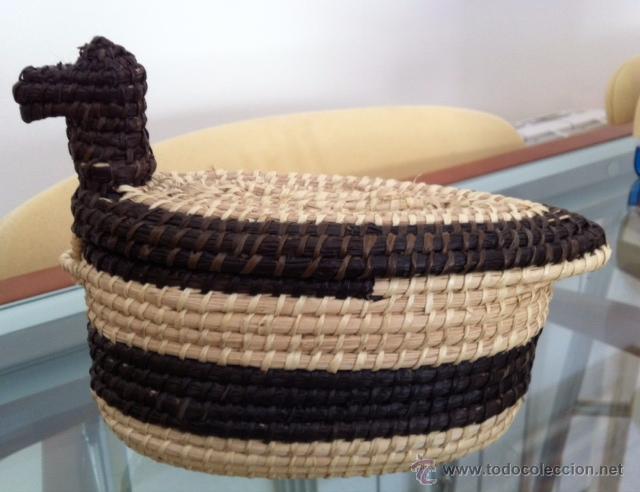 Artesan&iacute;a: GRACIOSO PATO DE MIMBRE - Foto 1