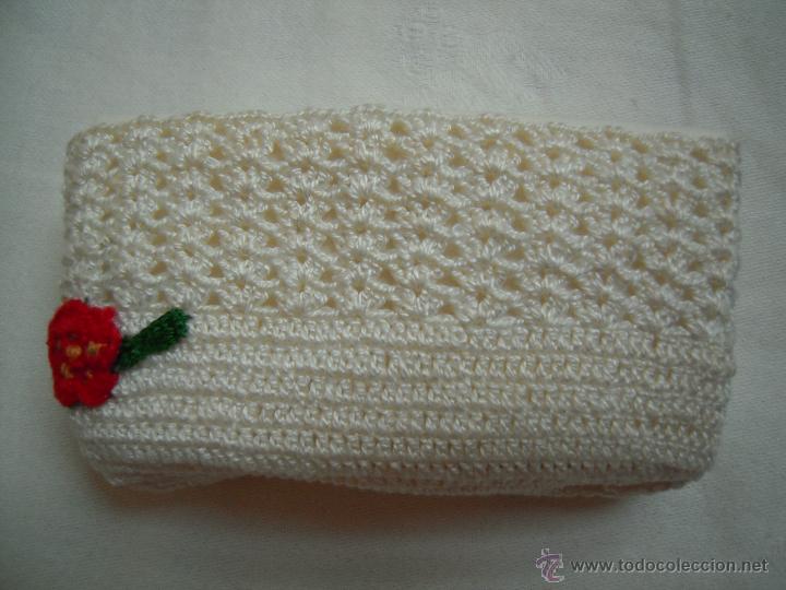 Artesan&iacute;a: Funda de ganchillo con flor - Foto 1