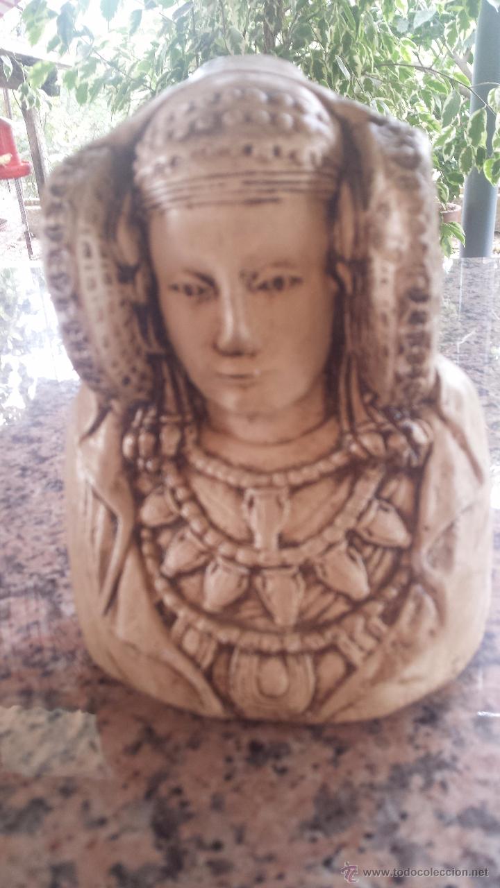 Artesan&iacute;a: busto de la dama de elche. escayola - Foto 1