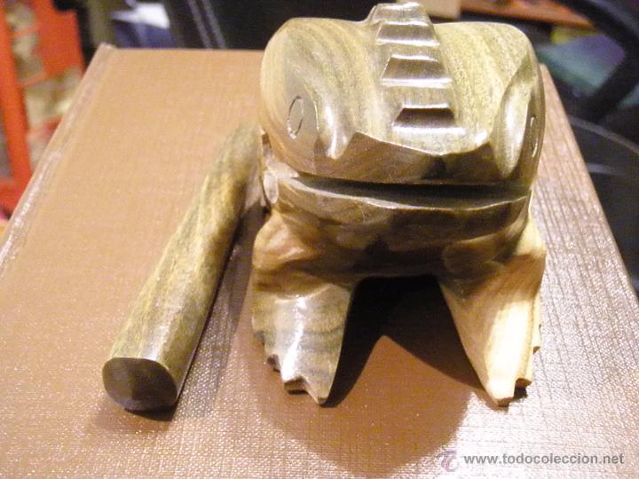 Artesan&iacute;a: RANA CROADORA DE MADERA - Foto 2