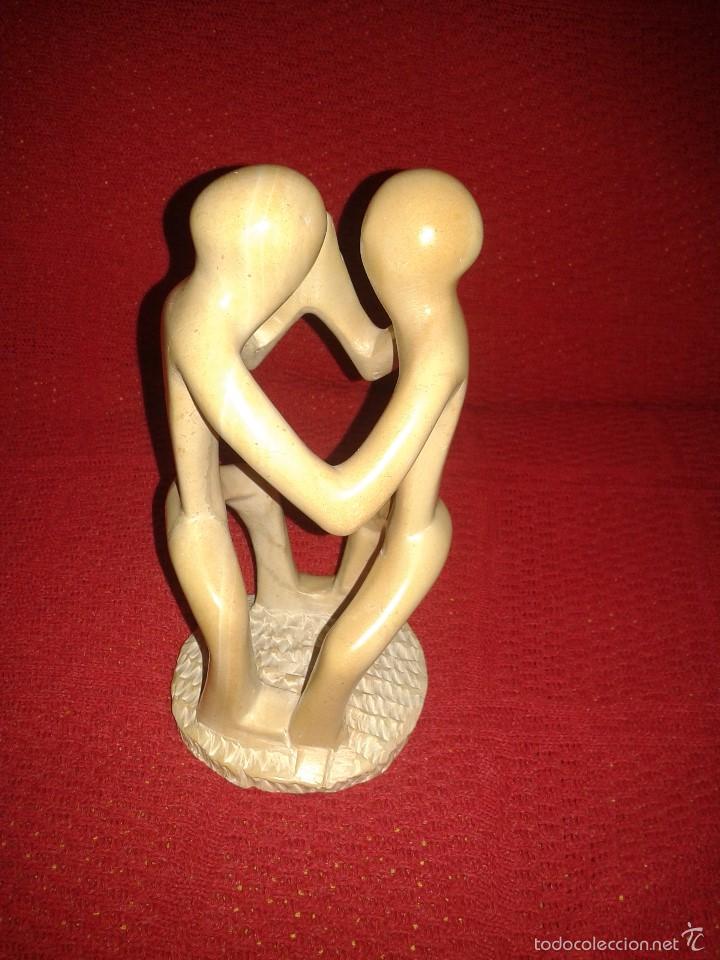 Artesan&iacute;a: FIGURA EN UNA PIEZA HECHA EN KENIA - Foto 1
