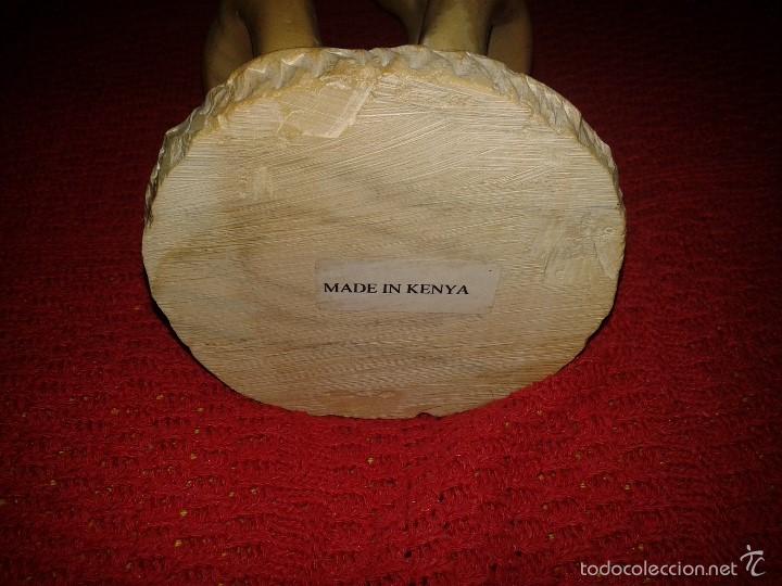 Artesan&iacute;a: FIGURA EN UNA PIEZA HECHA EN KENIA - Foto 2