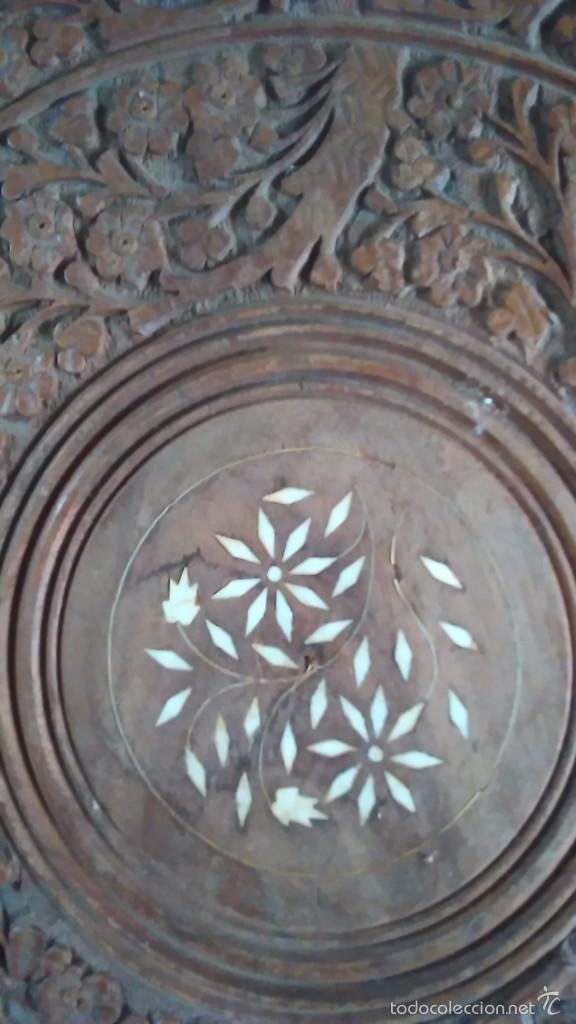 Artesan&iacute;a: Mesa oriental con incrustaciones en nacar - Foto 10