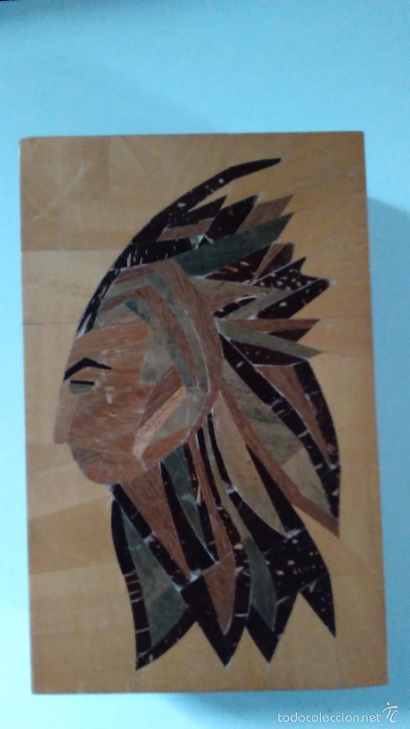 Artesan&iacute;a: Caja de madera con taracea de un indio - Foto 5