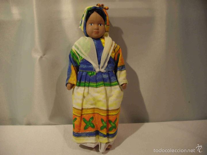 Artesan&iacute;a: MU&Ntilde;ECA PORCELANA MARTINICA - Foto 1