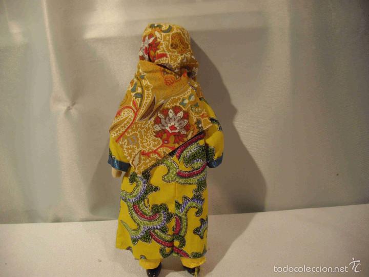 Artesan&iacute;a: MU&Ntilde;ECA PORCELAN YEMEN - Foto 5