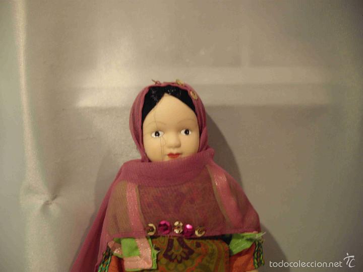 Artesan&iacute;a: MU&Ntilde;ECA PORCELANA IRAN - Foto 2