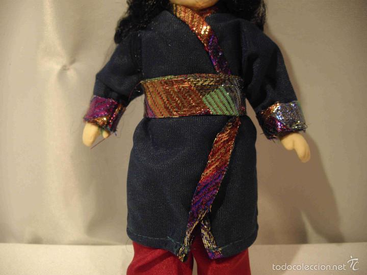 Artesan&iacute;a: MU&Ntilde;ECA PORCELANA KOREA - Foto 4