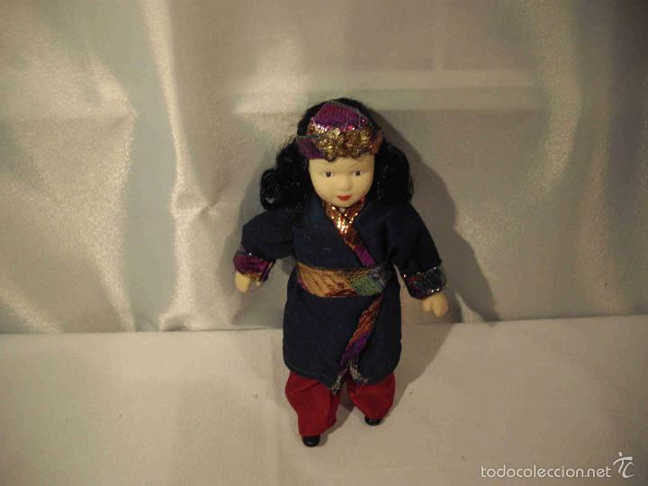Artesan&iacute;a: MU&Ntilde;ECA PORCELANA KOREA - Foto 5