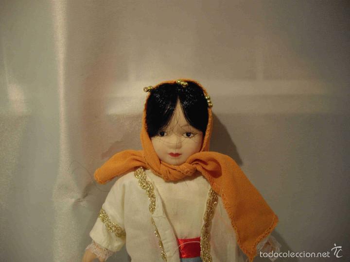 Artesan&iacute;a: MU&Ntilde;ECA PORCELANA LIBANO - Foto 2