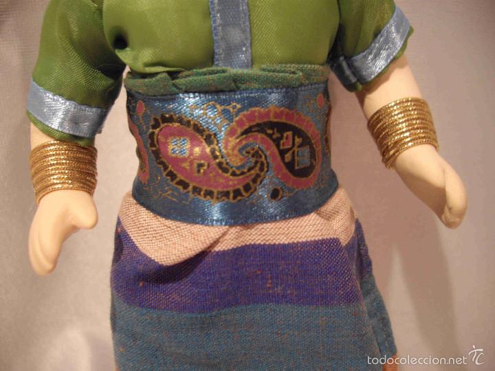 Artesan&iacute;a: MU&Ntilde;ECA PORCELANA BIRMANIA - Foto 5