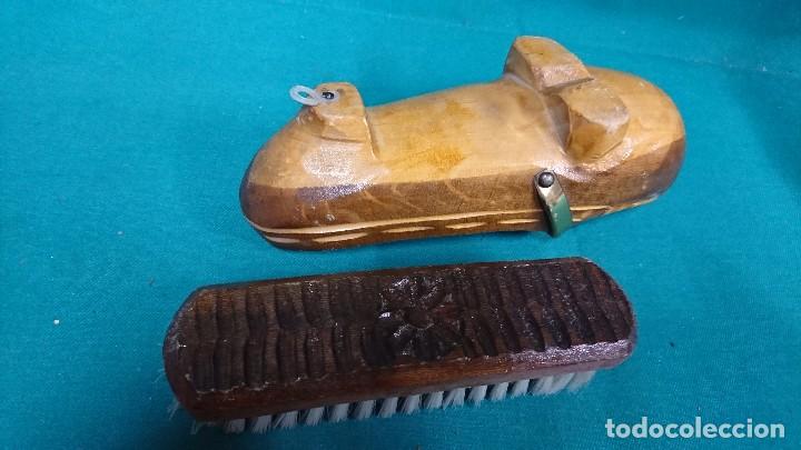 Artesan&iacute;a: ALBARCA DE MADERA CON CEPILLO - Foto 3