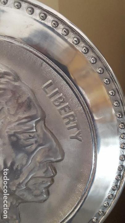 Artesan&iacute;a: Bandeja gran moneda indio 1919. ediciones robert dennison - Foto 3