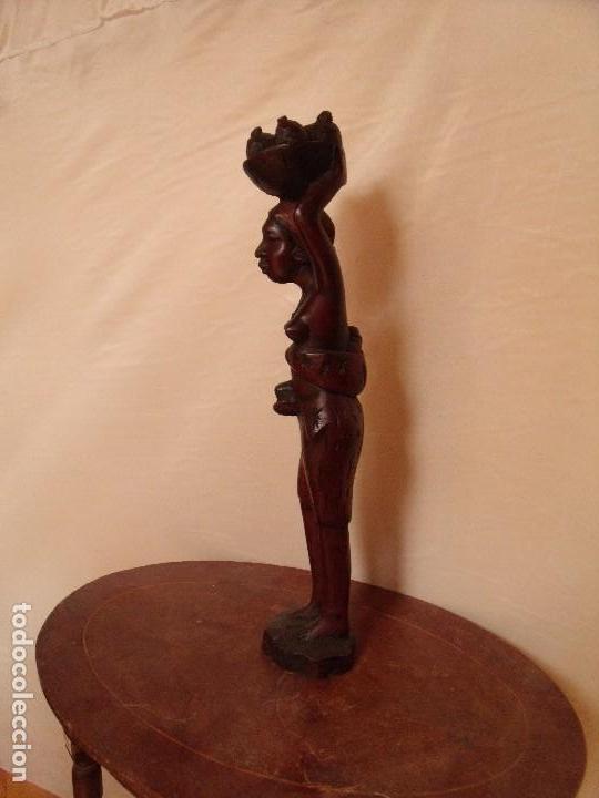 Artesan&iacute;a: Figura fabricada en madera de ebano - Foto 1