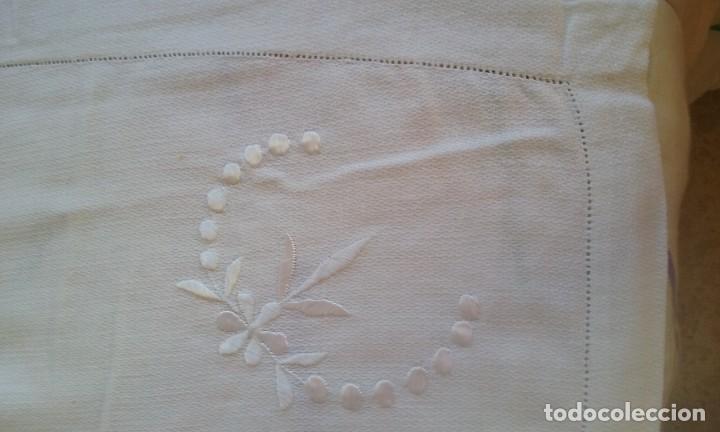 Artesan&iacute;a: manteleria blanca - Foto 1