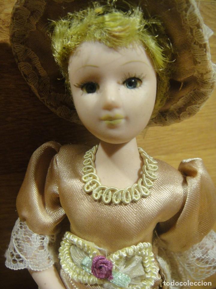 Artesan&iacute;a: mu&ntilde;eca de porcelana articulada - Foto 2