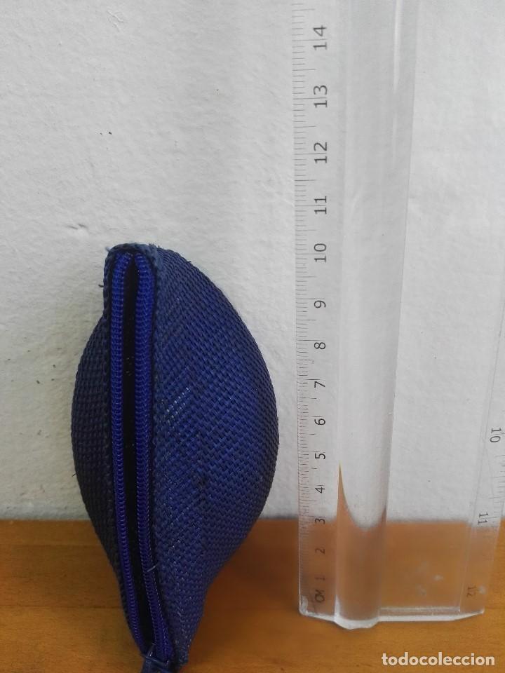 Artesan&iacute;a: Monedero azul de mimbre - Foto 3