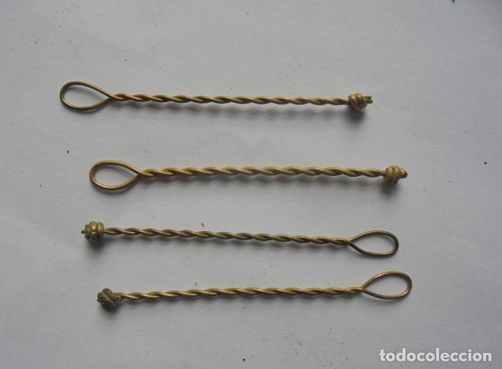 Artesan&iacute;a: Lote de 4 agujas? (No s&eacute; que son) - Foto 1