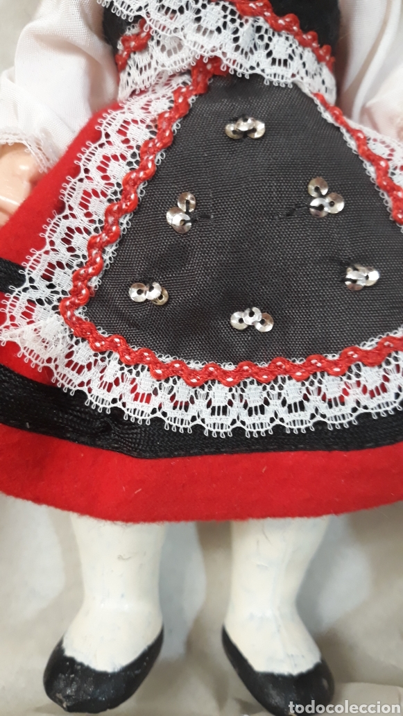 Artesan&iacute;a: Pareja de mu&ntilde;ecos con traje tipico gallego. Celuloide - Foto 3