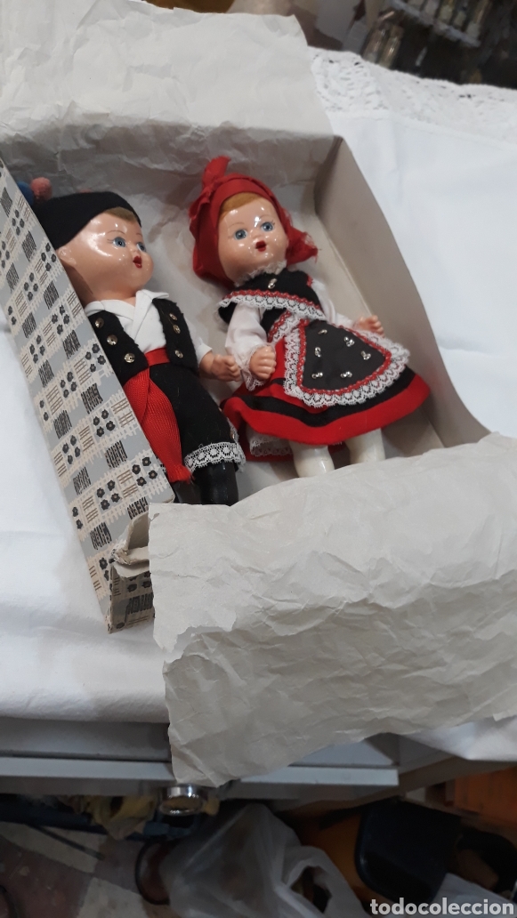 Artesan&iacute;a: Pareja de mu&ntilde;ecos con traje tipico gallego. Celuloide - Foto 10