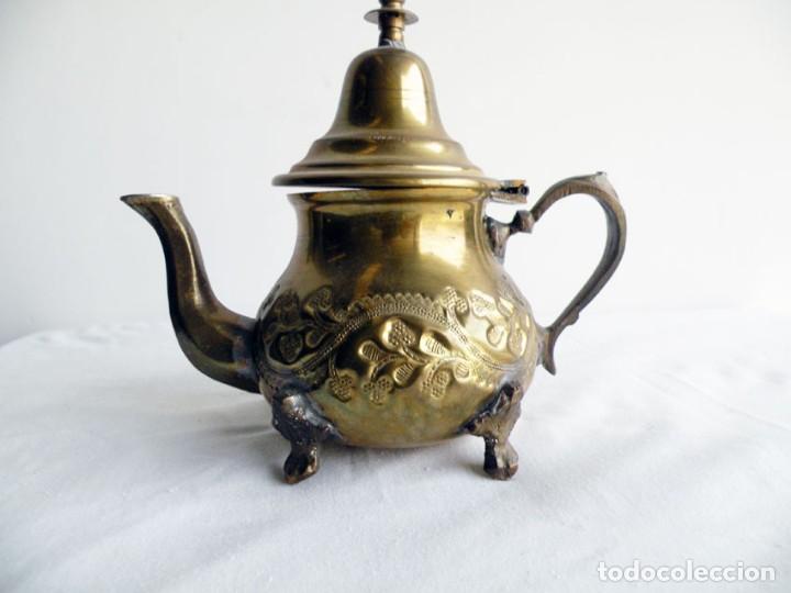Artesan&iacute;a: TETERA REPUJADA DE LATON - Foto 2