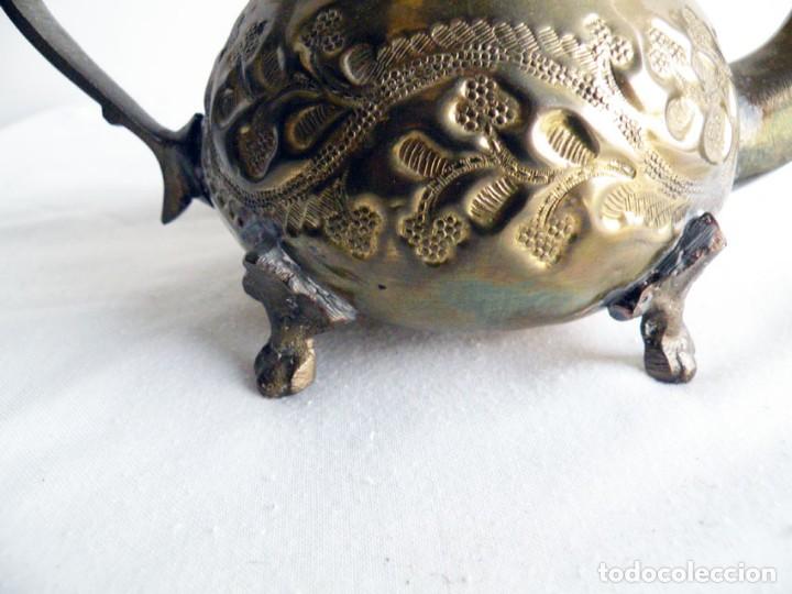 Artesan&iacute;a: TETERA REPUJADA DE LATON - Foto 5
