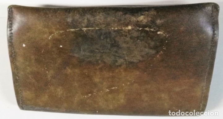 Artesan&iacute;a: Cartera de cuero marr&oacute;n. Decorada. Antigua - Foto 2