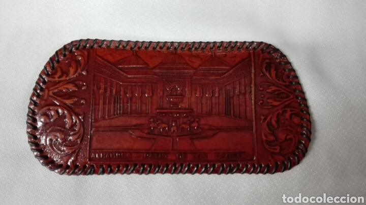 Artesan&iacute;a: Estuche para gafas de cuero repujado - Foto 1