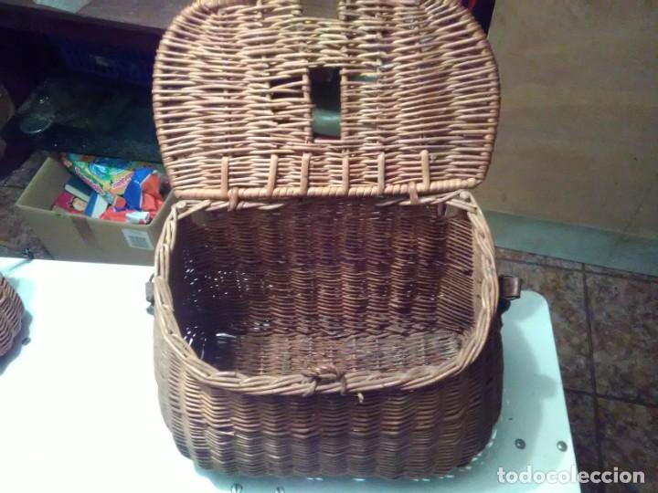 Artesan&iacute;a: Antigua cesta de mimbre para pesca - Foto 2