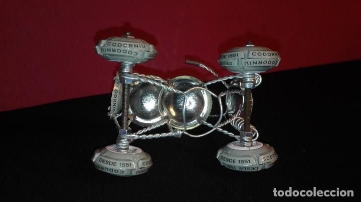 Artesan&iacute;a: MOTO CON CHAPAS DE CAVA - Foto 6