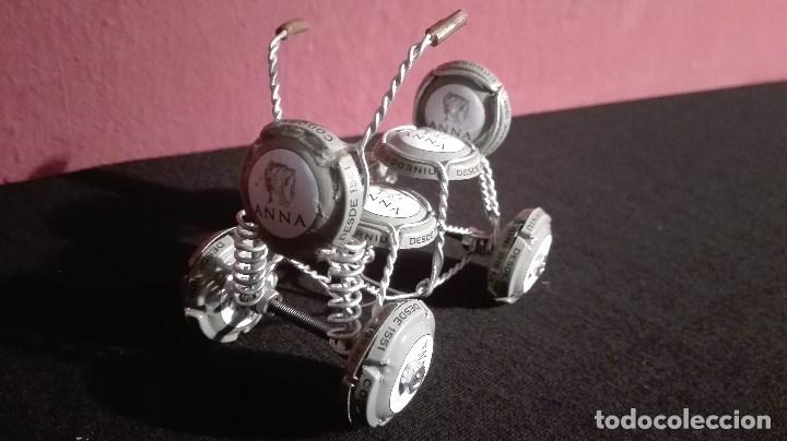 Artesan&iacute;a: MOTO CON CHAPAS DE CAVA - Foto 8