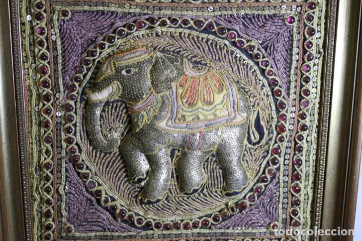 Artesan&iacute;a: CUADRO INDIO BORDADO, ELEFANTE - Foto 2
