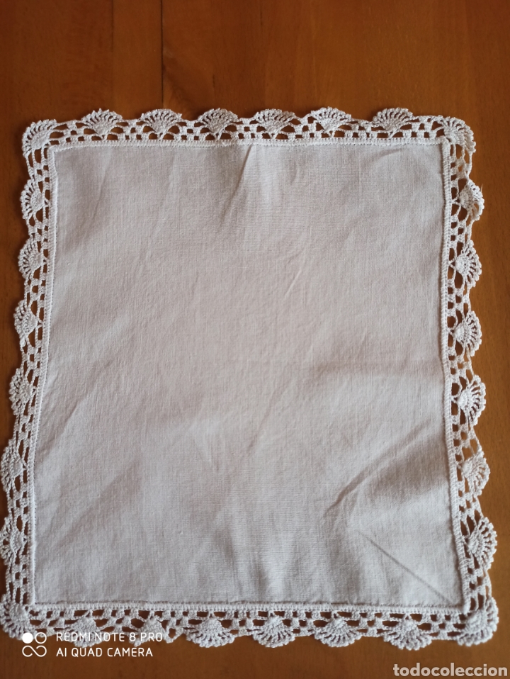 Artesan&iacute;a: Pa&ntilde;uelo blanco con puntilla - Foto 2