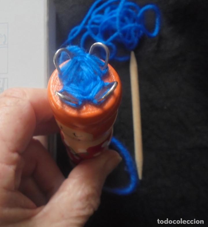 Artesan&iacute;a: Calceta con figura madera de mu&ntilde;eca - Foto 3
