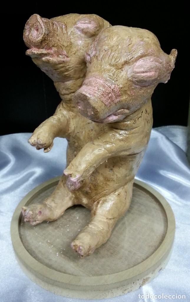 Artesan&iacute;a: Cerdo de dos cabezas. R&eacute;plica. - Foto 2