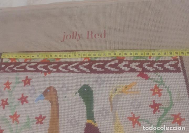 Artesan&iacute;a: tapiz de petit point 60x60 - Foto 4